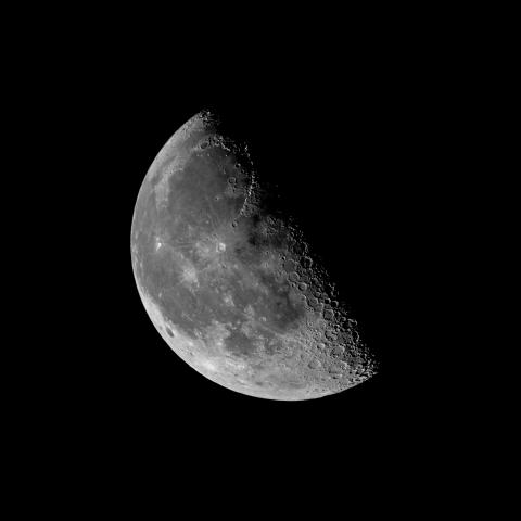 Moon-3555.jpg
